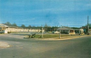 GRIFFIN, Georgia GA   BAKER'S MOTEL  Roadside SPALDING COUNTY  ca1950's Postcard