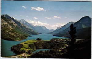 Postcard SCENE Waterton Lakes National Park Alberta AB AK2456