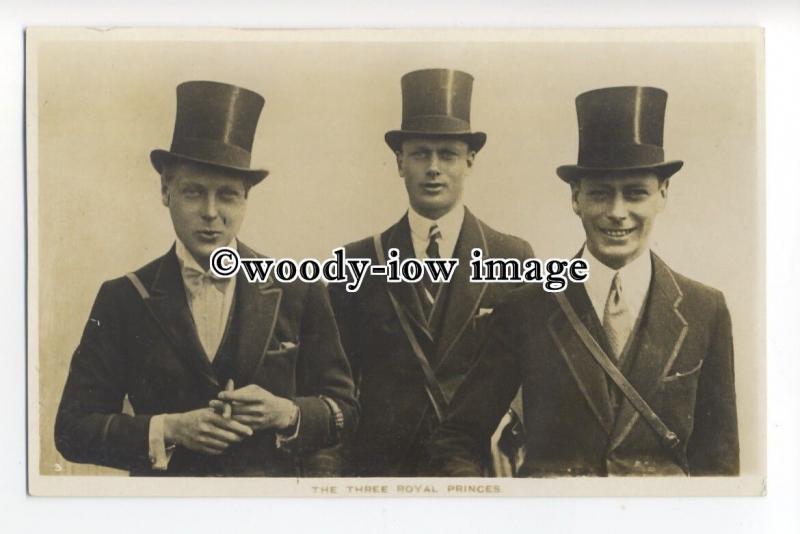 r1070 - The Three Royal Princes - 2 Future Kings - postcard