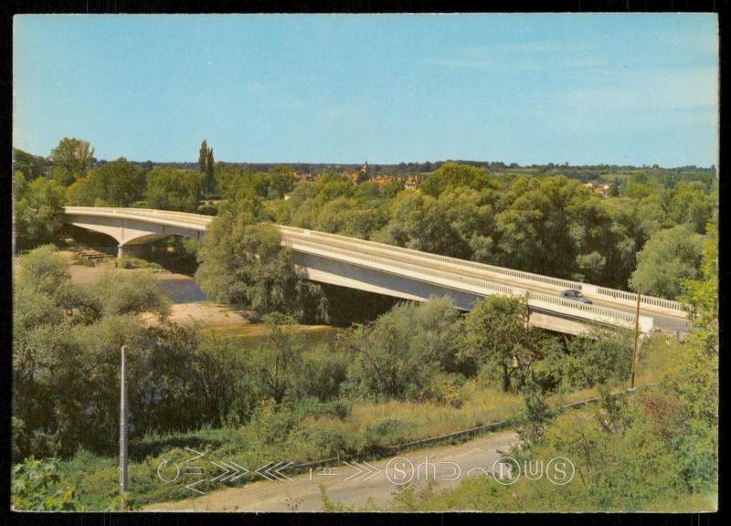 Le pont de Veurdre Sur l'Allier