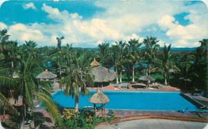 Mexico swimming pool at Hotel Playa Mazatlan photo Mark Turok