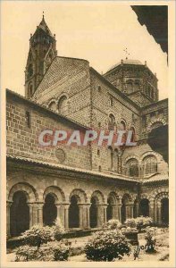 Postcard Old Le Puy (Haute Loire) La Douce France Court and Cloister Gallery