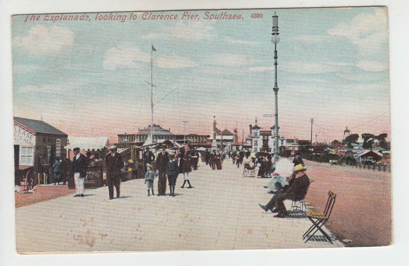 P1970 old postcard the esplanade to clarence pier southsea, great britain unused