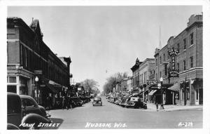 Hudson Wisconsin~Main Street~Grill & Cafe~Chiropractic~Wiener Clinic~1940s RPPC