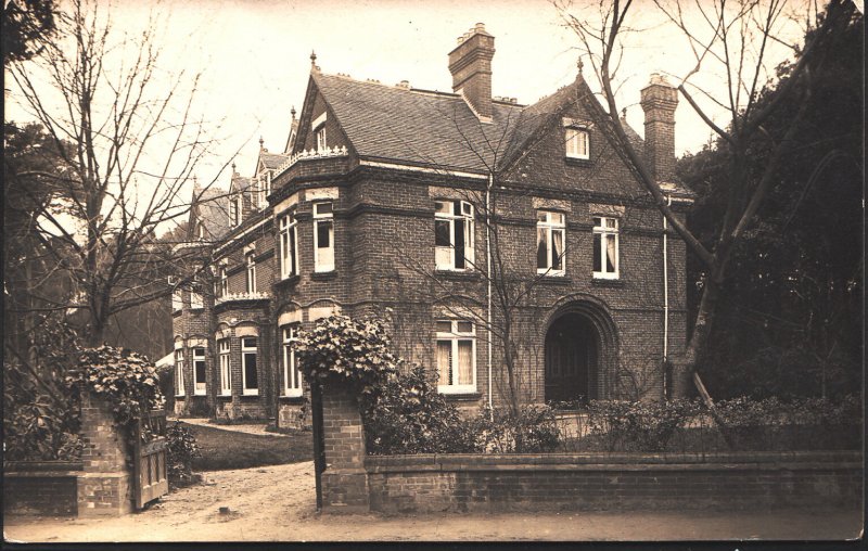 Unknown Location Postcard - Large Detached House - Where Please?  V1836