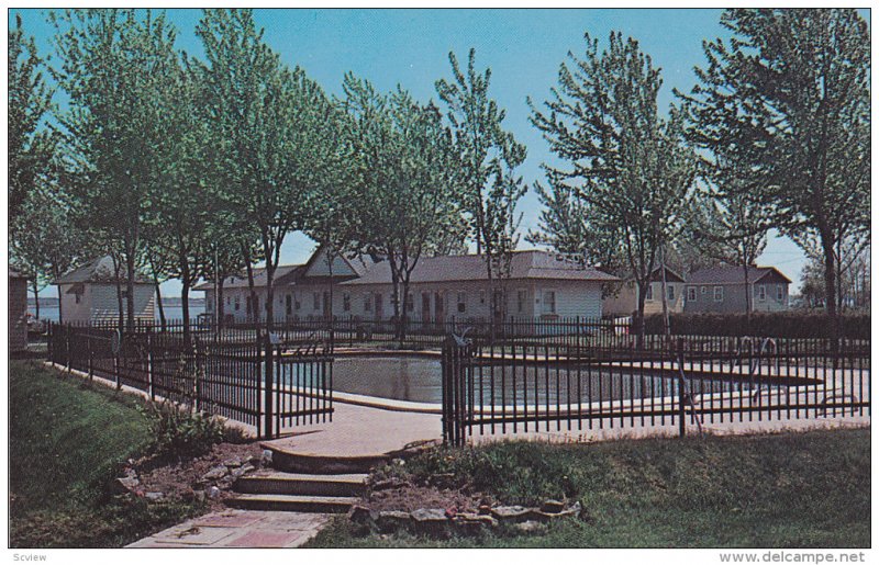 SunRise  Motel & Cabins,  Swimming Pool,  Lanoraie,  Quebec,  Canada,  40-60s