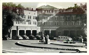 Postcard RPPC 1949 California Richardson Springs Hotel auto occupation CA24-2971