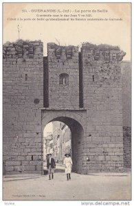 La Porte De Saille, Construite Sous Le Duc Jean V En 1431, Guerande (Loire At...