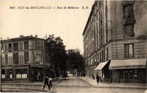 CPA ISSY-les-MOULINEAUX Rue de Bellevue (412680)