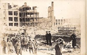 BG32587 explosion lille france military militaria war soldier real photo