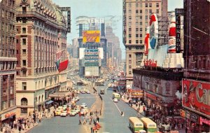 NEW YORK CITY NY~TIMES SQUARE~PEPSI-CANADIAN CLUB-ADMIRAL TVS~1957 POSTCARD