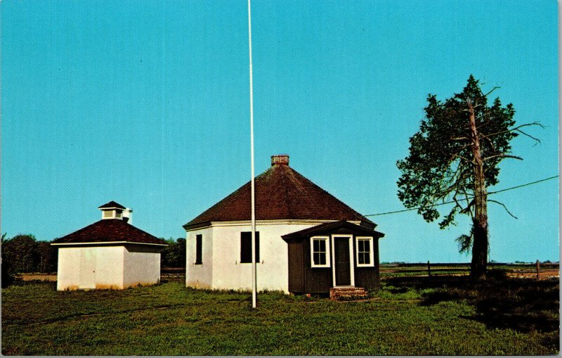 Vtg Octagonal School House Dover Delaware DE Unused Postcard