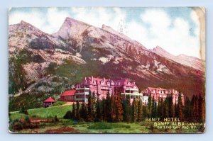 Banff Hotel Alberta Canada DB Postcard P6