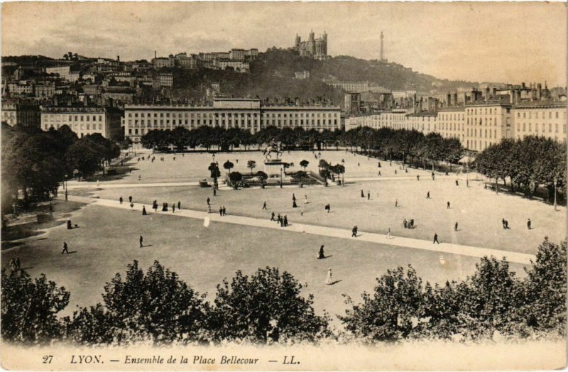 CPA LYON Ensemble de la Place Bellecour (993906)