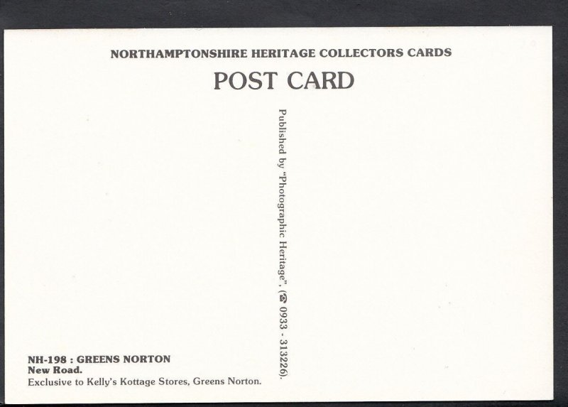 Northamptonshire Postcard - New Road, Greens Norton  A7922