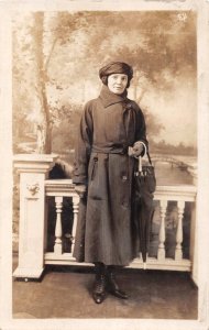 WOMAN POSING WEARING VERY STYLISH COAT & HAT~RENSLERS REAL PHOTO POSTCARD 1910s