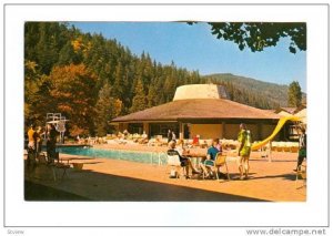 Swimming Pool , Harrison Hot Springs , B.C. , Canada , 50-60s