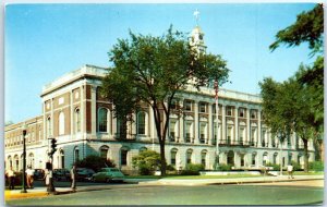 Postcard - City Hall - Waterbury, Connecticut