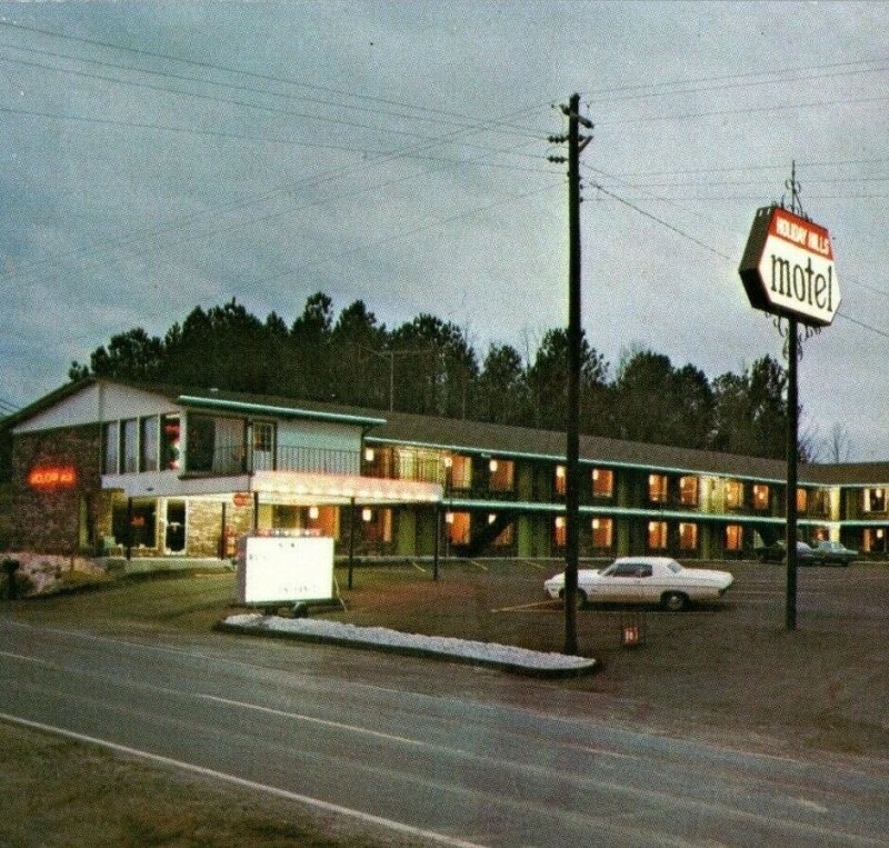 Vintage Holiday Hills Motel Calhoun, Georgia Postcard P168