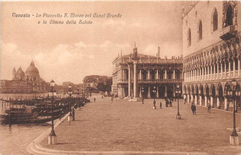 Italy, Venezia - La Plazzella S. Marco col Canal Grande e la Chiesa della Sal...