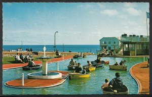 Norfolk Postcard - Cromer, The Boating Lake, West Parade -  V2098