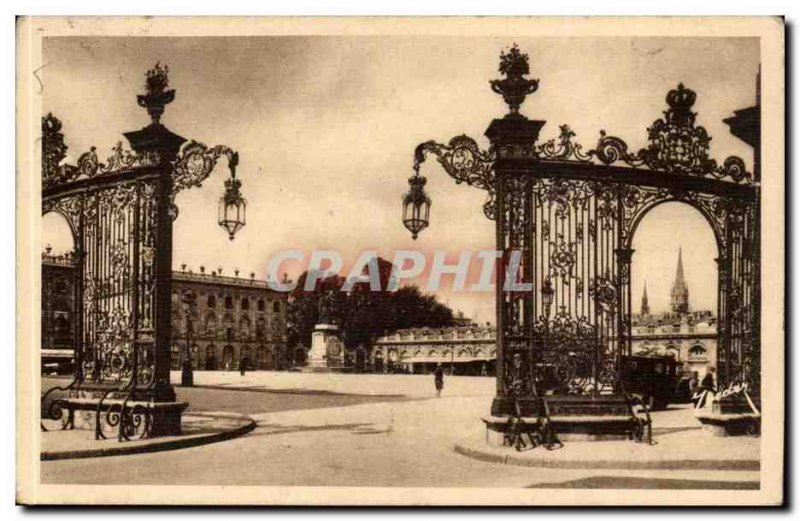 Nancy - Place Stanislas - The grilles Jean Lamour - Old Postcard