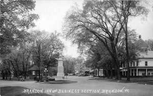 Postcard RPPC 1930s Vermont Brandon Inn Business autos occupation 23-11897