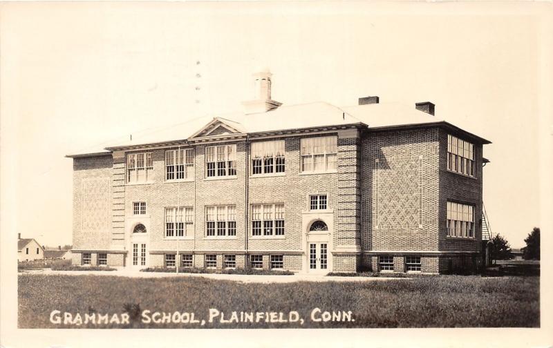 F11/ Plainfield Connecticut RPPC Postcard 1941 Grammar School