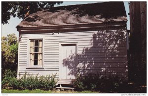 The Allen Kitchen , RALEIGH , North Carolina , 50-60s