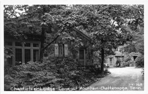 J68/ Chattanooga Tennessee Postcard RPPC c40-50s Cline Chanticleer Lodge  298