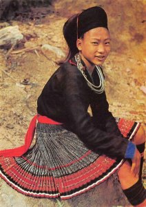 Young Co-op Farmer (Motley Meo) Vietnamese Girl c1970s Vintage Postcard