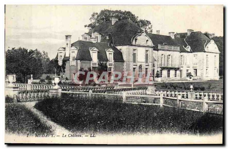 Old Postcard Medavy Le Chateau