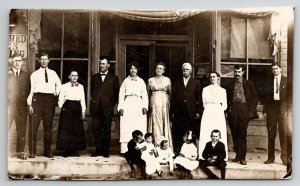 RPPC Bakery Storefront People Signs Supreme Soda Cracker Children Postcard L44