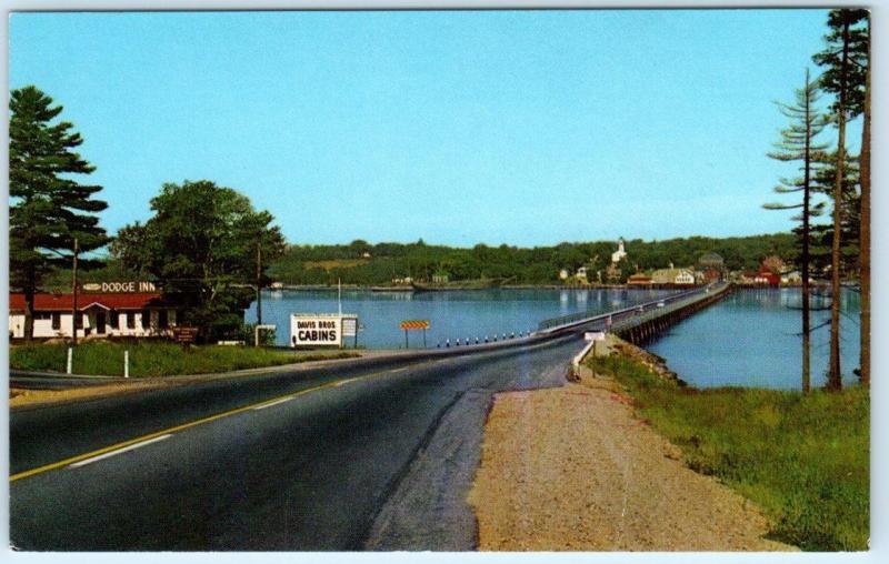 WICASSET, Maine ME   Bridge to DAVIS ISLAND, EDGECOMB  Dodge Inn c1950s Postcard