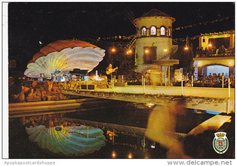 Piscina Club Moli Blaus Fiesta Nocturna Rosas Costa Brava Spain