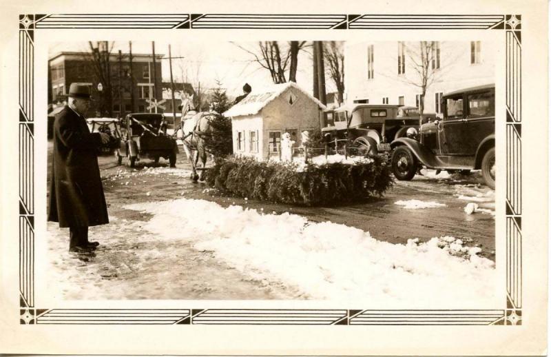 NH - Whitefield. Winter Carnival. Parade, School Float, Winter 1933    *RPPC