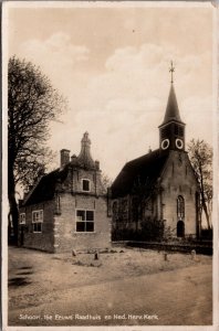 Netherlands Schoorl 16e Eeuws Raadhuis Kerk Vintage RPPC 09.64