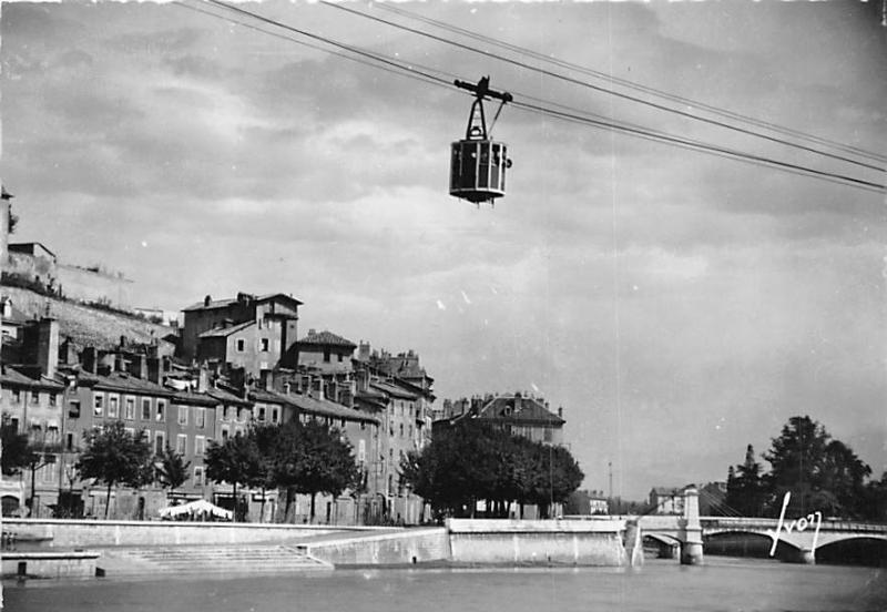 Grenoble - Tramway, real photo