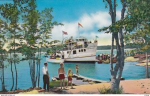 NORTH BAY , Ontario , 1950-60s ; Cruise Ship CHIEF COMMANDA