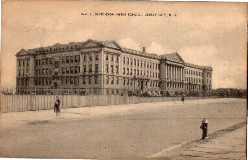 Wm. L. Dickinson High School, Jersey City NJ c1940 Vintage Postcard S02