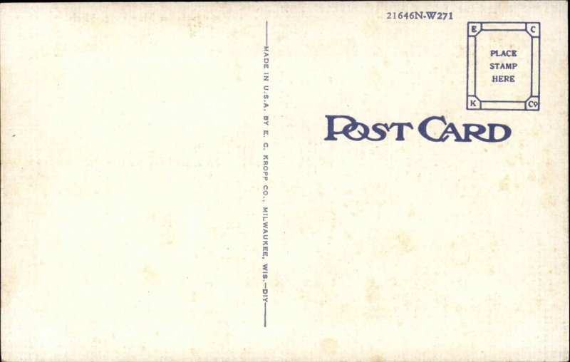 MUNISING MICHIGAN MI Winter Vistas LIGHTHOUSE Vintage Postcard