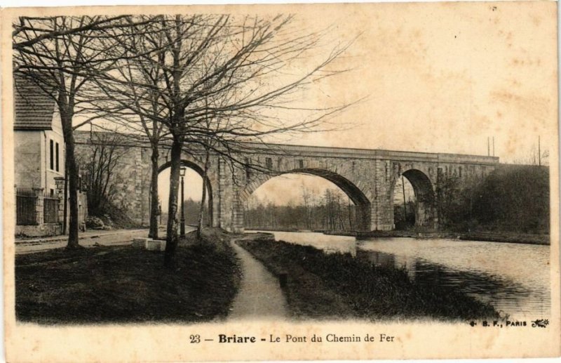 CPA BRIARE - Le Pont du Chemin de Fer (228096)