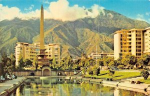 CARACUS VENEZUELA~EL OBELISCO de la PLAZA ALTAMIRA POSTCARD