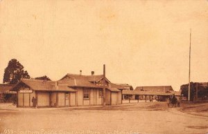 San Mateo California Southern Pacific Depot Train Station Postcard AA41525