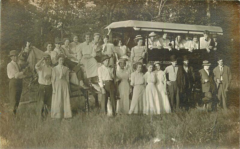 C-1910 Horse Drawn Bus People Group RPPC Photo Postcard 21-14041