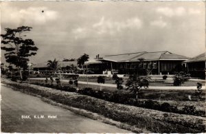 PC BIAK K.L.M. HOTEL REAL PHOTO PAPUA NED. NW. GUINEA (a33521)