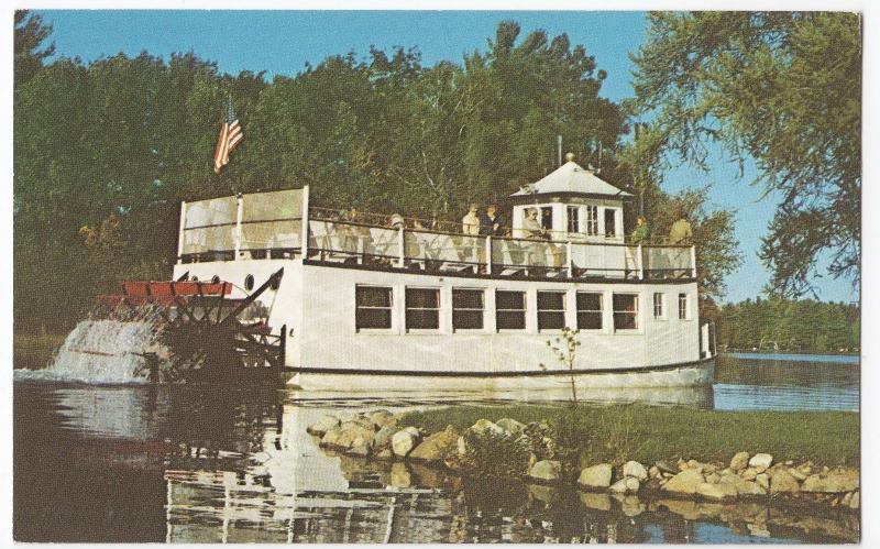 USA; Chief Waupaca Sternwheeler on Chain-O-Lakes PPC, Unposted, Paddle Boat 