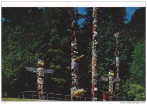 Native American Indian Totem Poles, Stanley Park, Vancouver, British Columbia...