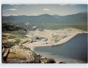 Postcard Bennett Dam, Canada