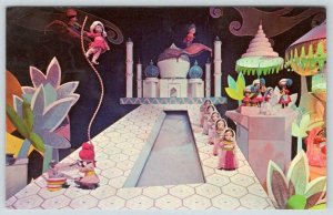 1969 IT'S A SMALL WORLD INDIA FANTASYLAND DISNEYLAND VINTAGE POSTCARD